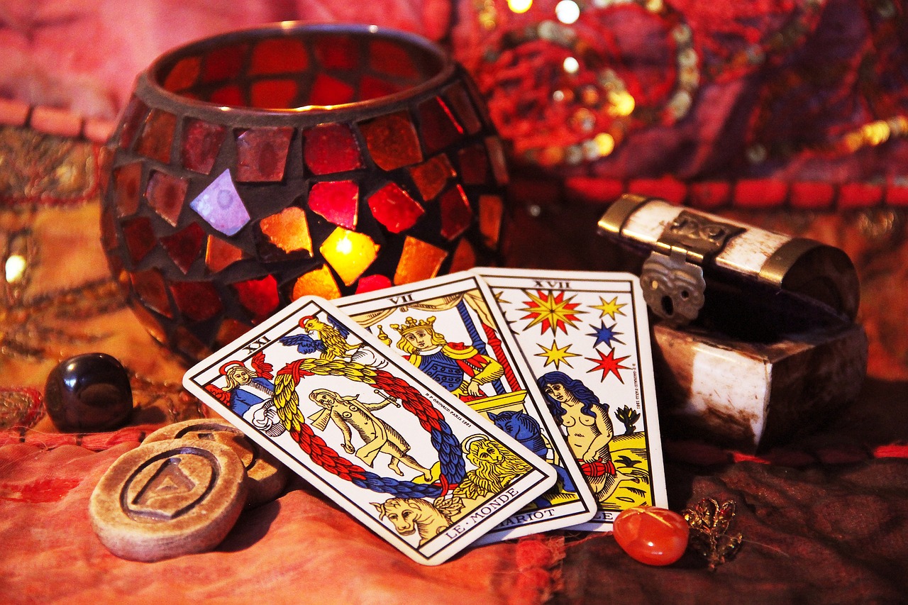 PROGRAMME – VISION L’Art des cartes divinatoires